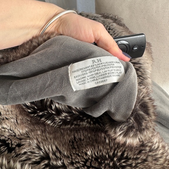 RH Restoration Hardware Faux Fur Throw Blanket mink 60"x 45” Soft Luxury Plush - Picture 2 of 6